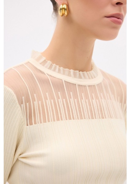 Yaka Detaylı Triko Kazak Ekru 13944610000 fiyatları