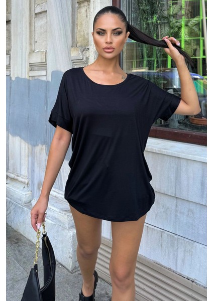 Kadın Siyah Geniş Yaka, Kısa Kollu, Sırtı Dekolteli, Dökümlü Kumaş, Salaş Bluz fırsatları