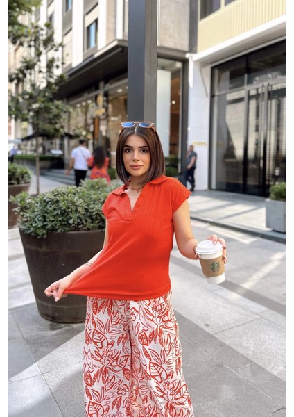 Mercan Polo Yaka, Kısa Kol, Fitilli Kaşkorşe Kumaş, Basic Kesim, Spor ve Günlük Bluz & T-Shirt fiyatları