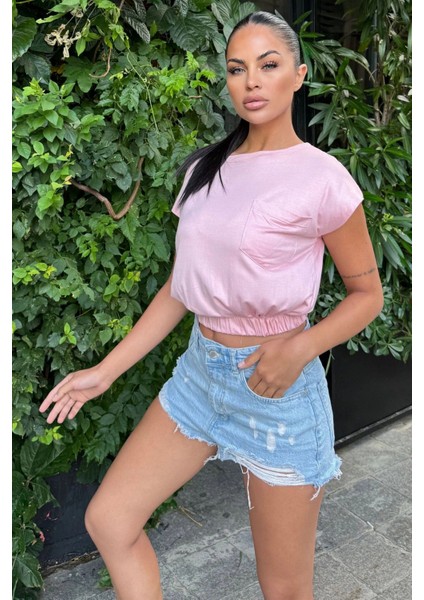 Kadın Pembe Yarım Kol, Geniş Yaka, Tek Cepli, Beli Lastikli Rahat Crop Bluz