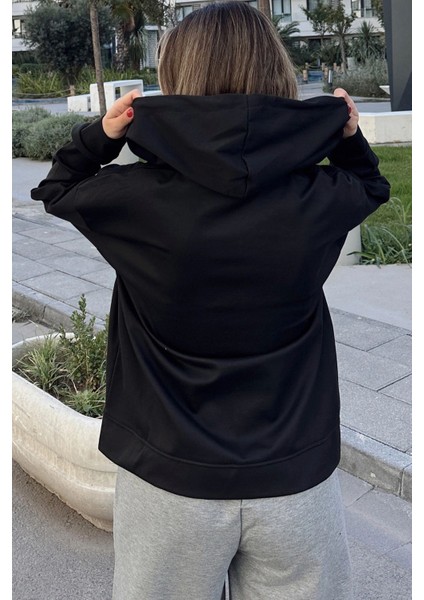 Kadın Siyah Kapüşonlu, Fermuarlı, Cepli, Regular Kesim Sweatshirt