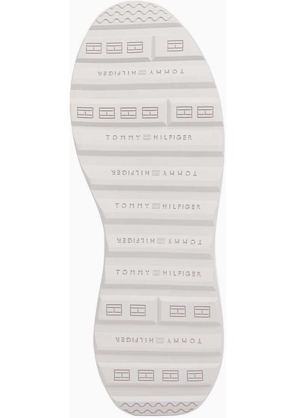 Retro Runner Seasonal Sneaker fırsatları