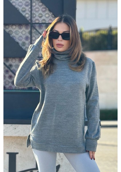 Kadın Gri Bogazlı, Yanları Yırtmaçlı Triko Kazak