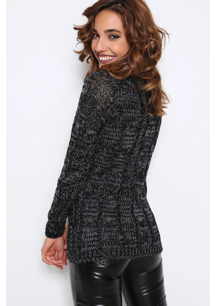 Kadın Siyah Yuvarlak Yaka Uzun Kol Yumuşak Dokulu Düz Kesim Triko - Yumuşak Dokulu Uzun Kollu Triko fiyatları