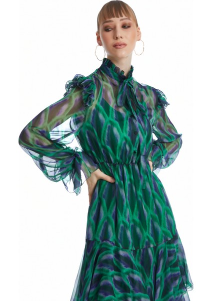 Kadın Uzun Şifon Elbise - Kat Kat Etekli - Fular Detaylı, Modern ve Hareketli Tasarım – Günlük ve Özel Gün Kullanımları Için Şık Elbise fiyatları