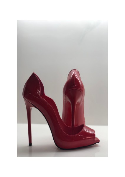 Kırmızı Rugan Love Kare Burun Gizli Platformlu Stiletto Topuklu Ayakkabı
