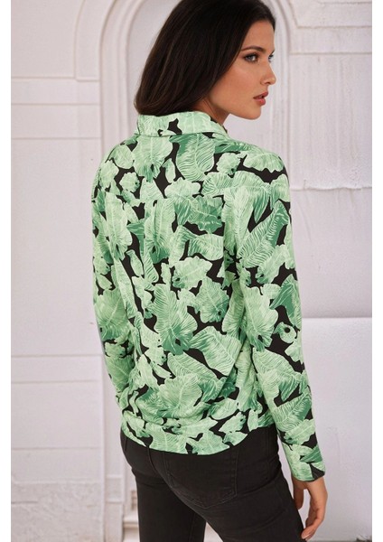 Yeşil Floral Desenli, Regular Kesimli Gömlek