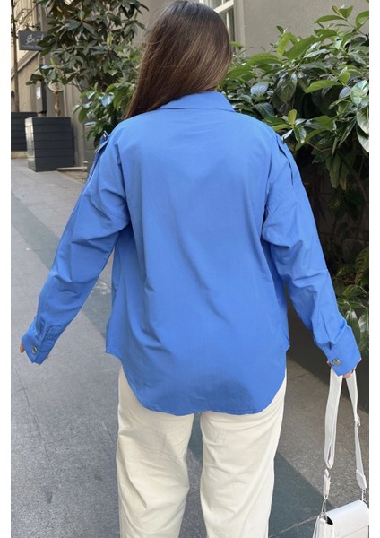 Kadın Saks Apolet ve Zımba Detaylı, Salaş Kesim, Terletmez, Poplin Gömlek fiyatları