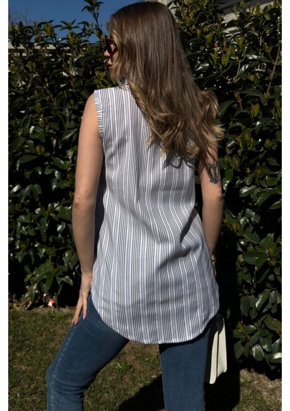 Kadın Laci Çizgili, Dokulu Yazlık Kumaş, Yarım Patlı, Sıfır Kollu Bluz fırsatları