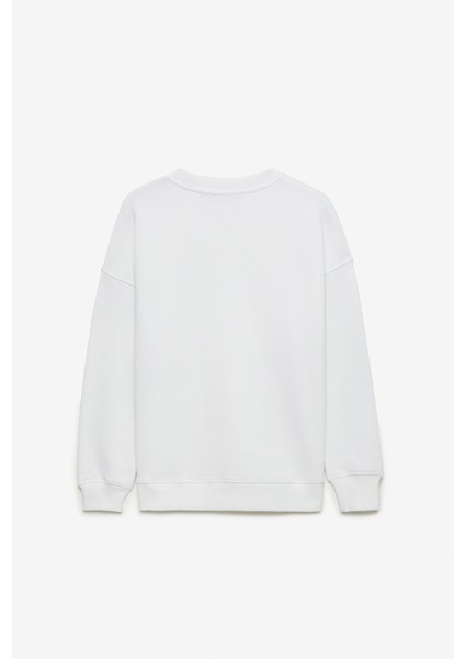 Mımı Kadın Yuvarlak Yaka Regular Beyaz Sweatshirt