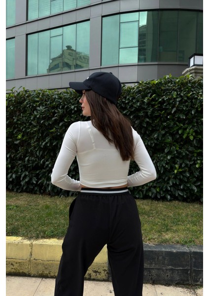 Kadın Siyah Lastikli Bel Bağcık Detaylı Eşofman Altı fırsatları