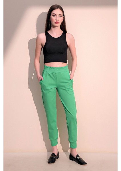 Kadın Yeşil Rahat Dokulu Kumaş Cepli Beli Lastikli Paça Jogger Spor Pantolon