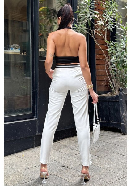 Kadın Ekru Beli Lastikli Şerit Detaylı Arka ve Yan Cepli Kalem Pantolon modelleri