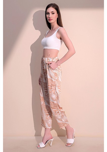 Kadın Bej Rahat Saten Beli Lastikli Safari Desenli Pantolon fiyatları