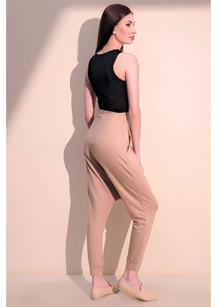 Kadın Bej Rahat Kumaş Cepli Şalvar Pantolon, Beli ve Paçası Lastikli fırsatları