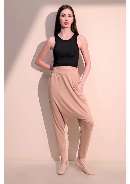 Kadın Bej Rahat Kumaş Cepli Şalvar Pantolon, Beli ve Paçası Lastikli indirimleri