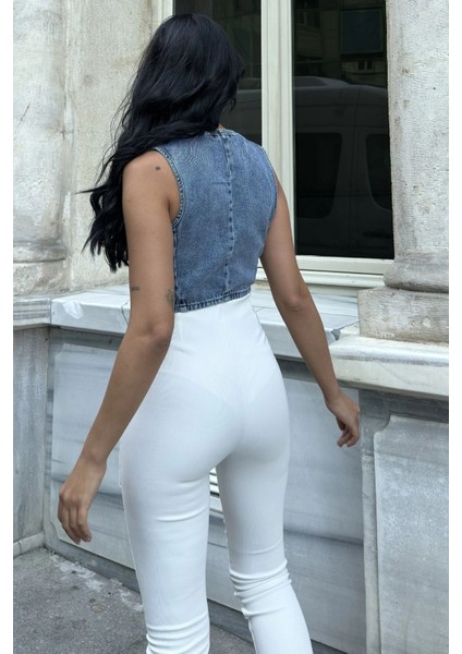 Beyaz Düğme Detaylı Kısa Denim Yelek indirimleri