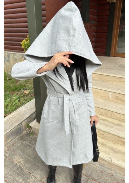 Gri Kruvaze Yaka, Kapüşonlu, Çift Cepli, Beli Kemerli, Uzun Kaşe Kaban (Astarsız) indirimleri