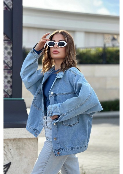 Kadın Buz Mavi Apaş Yaka, Çift Cepli, Kaliteli Jeans Kumaş, Salaş Kot Ceket fiyatları