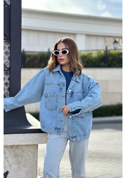 Kadın Buz Mavi Apaş Yaka, Çift Cepli, Kaliteli Jeans Kumaş, Salaş Kot Ceket modelleri