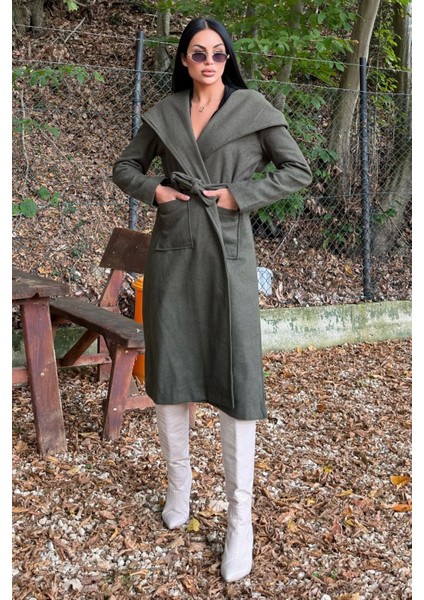 Haki Kruvaze Yaka, Kapüşonlu, Çift Cepli, Beli Kemerli, Uzun Kaşe Kaban (Astarsız) modelleri