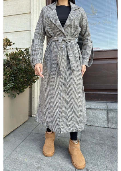 Vizon Kruvaze Yaka, Çift Cepli, Beli Kemerli, Uzun Balıksırtı Kaşe Kaban (Astarsız) indirimleri