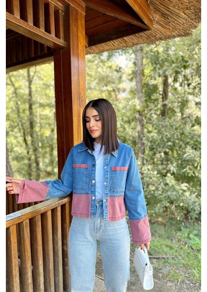 Kadın Mavi & Kırmızı Denim Kontrast Çift Renk Detay Ön Düğmeli Manşetli Kot Ceket