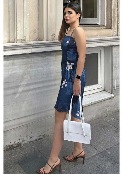 Kadın Mavi Ince Askılı, A Kesim, Gloplu Saten Kısa Abiye Elbise fiyatları