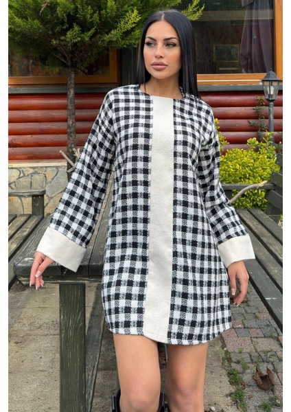 Siyah Kare Desenli Şanel Kumaş, Geniş Manşet Detaylı, Salaş Midi Elbise fırsatları