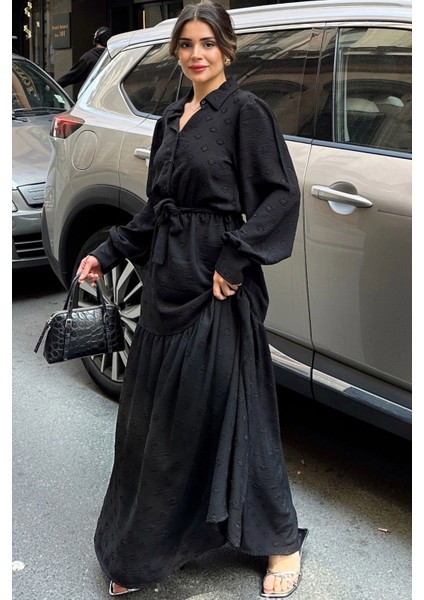 Kadın Siyah Dokulu Kumaş, Beli Kuşaklı, Balon Kol, A Kesim, Vintage Maksi Elbise - Tesettüre Uygun modelleri