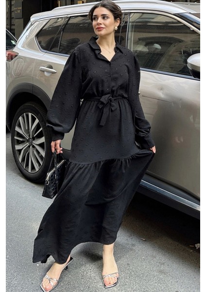 Kadın Siyah Dokulu Kumaş, Beli Kuşaklı, Balon Kol, A Kesim, Vintage Maksi Elbise - Tesettüre Uygun fırsatları