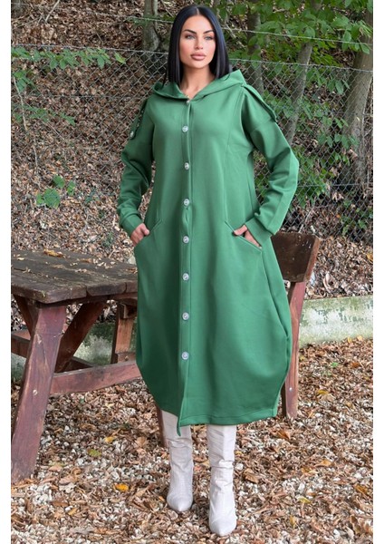 Zümrüt Yeşil Kapüşonlu, Uzun Kol, Düğme Detaylı, Eteği Oval, Cepli, Uzun Oversize Salaş Elbise fiyatları