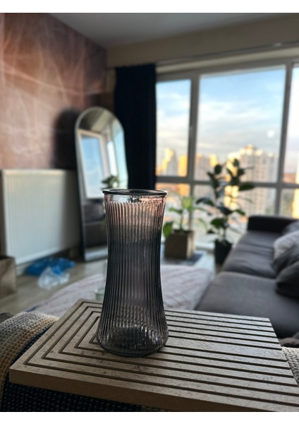 Dekoratif Kavisli Vazo Büyük Boy 20 x 10 cm - Nervürlü Cam Origami Stil Pinterest Füme modelleri