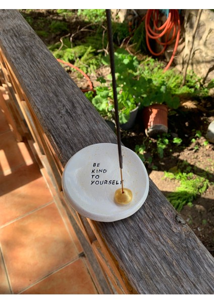 El Yapımı Seramik Tütsülük Be Kind To Yourself