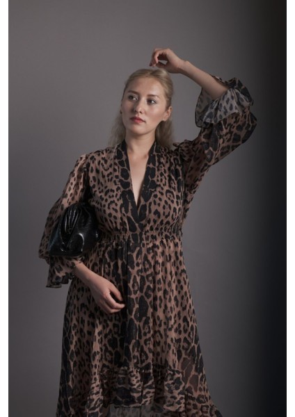 Leopar Desenli Şifon Elbise fırsatları