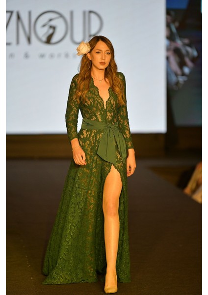 Zümrüt Dantel Elbise fırsatları