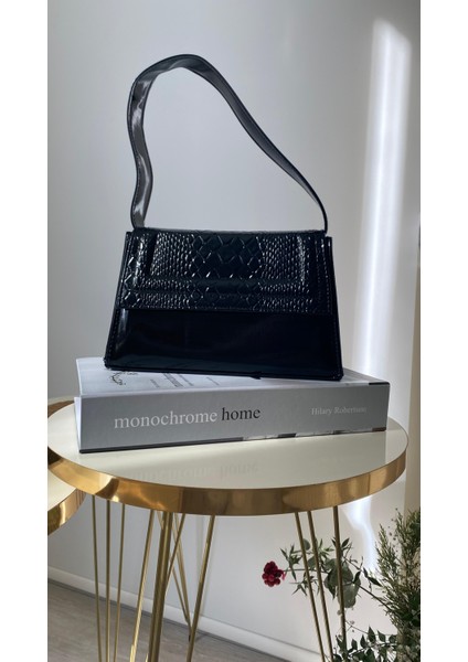 Kadın Çanta Kutu ve Çapraz Çanta Kroko Siyah