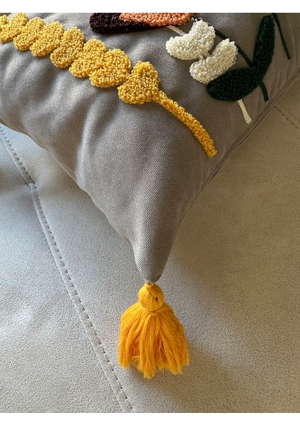 Punch Nakışlı Dikdörtgen Kırlent Kılıfı