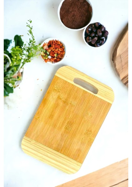 Bambu Oval Kenarlı Büyük Boy Kesim Panosu - Bambu Kesim Tahtası 26 x 36 cm Kesme Tahtası