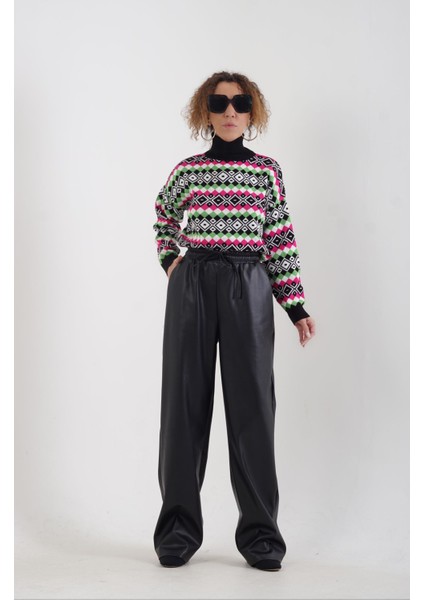 Siyah Balıkçı Yaka Retro Desen Kazak fiyatları