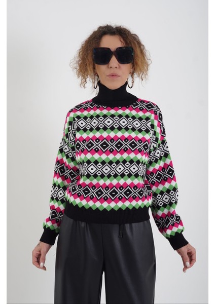 Siyah Balıkçı Yaka Retro Desen Kazak modelleri