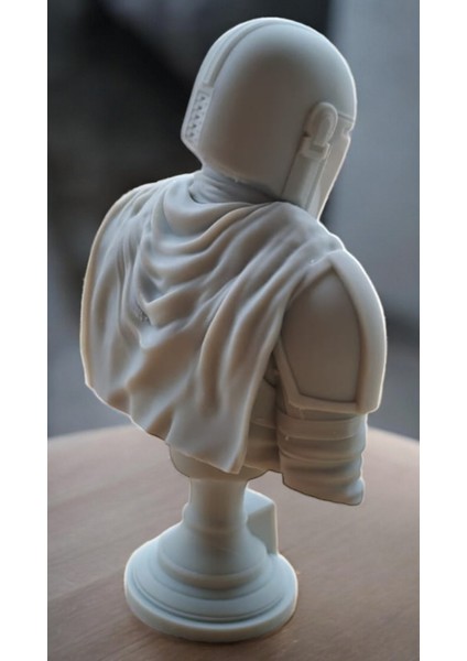 The Mandalorian Büst Figür