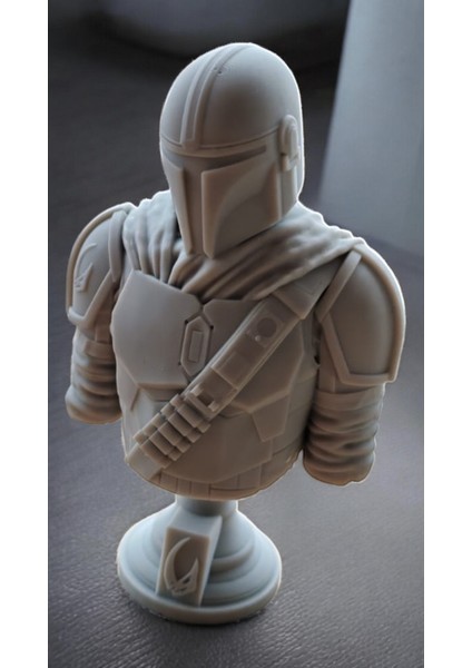 The Mandalorian Büst Figür
