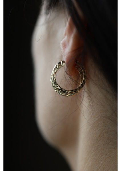 14 Ayar Altın Taşsız Işıltılı Halka Küpe fırsatları