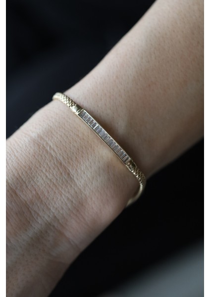 14 Ayar Altın Baget Taş Detaylı Jesica Bileklik