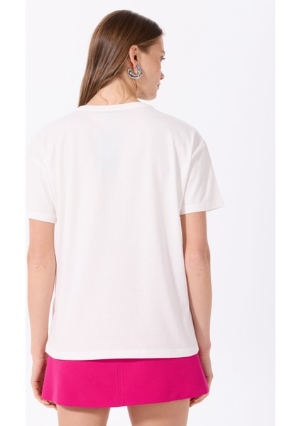Bisiklet Yaka Düz Kırık Beyaz Kadın T-Shirt F5SL-TST0286 indirimleri
