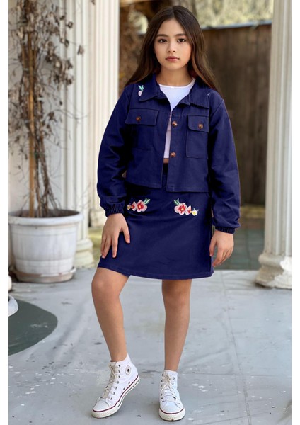 Kız Çocuk Omuzlarında Çiçek Işlemeli Ceket Croplu Gabardin Lacivert Etekli Takım