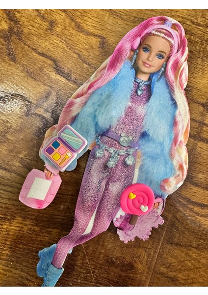 Ütü Ile Yapışan 24X13 cm Pembe Saçlı Kız Arma Dikiş Aplike