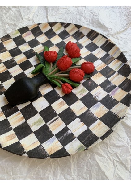 Lale Damalı Mackenzie Duvar Tabağı Duvar Süsü 3D Boyutlu Kırmızı Lale El Yapımı