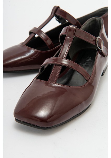 FESTA Bordo Rugan Tokalı Casual Babet Kadın fiyatları